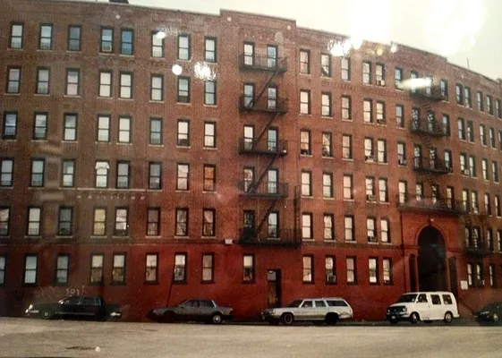 Rented by Roberto Guilbet, LREB | media 1