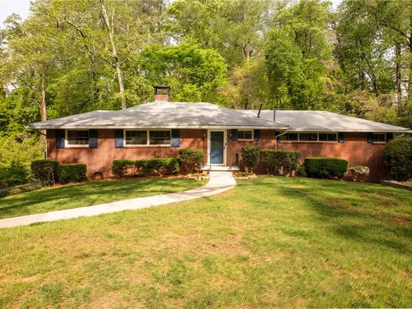 2117 Woodland Dr, Hapeville, GA 30354
