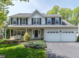 68 Steeplechase Dr, Doylestown, PA 18901