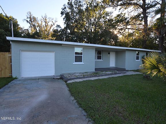 3rd image of 1516 RIBAULT SCENIC Drive