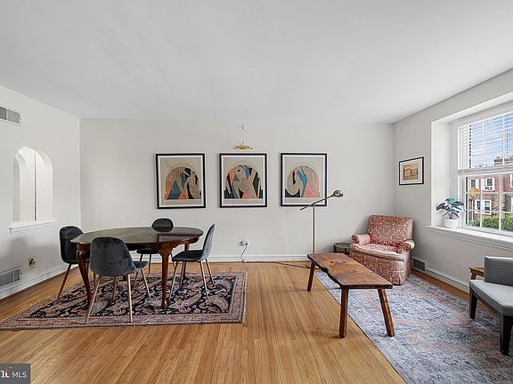 5th image of 655 Maris St