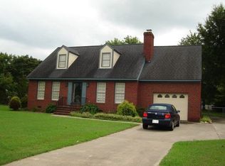 607 Golfers Ln, Nashville, NC 27856