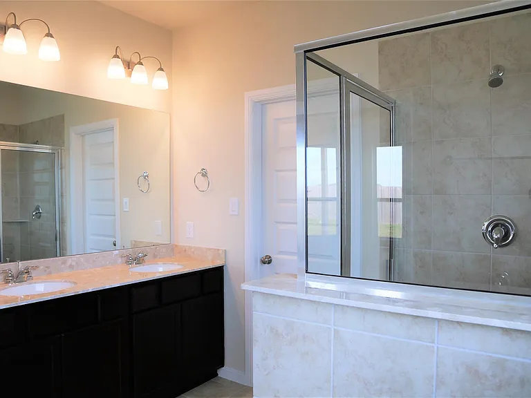 8139 Fairfield Manor Way — Photo 18