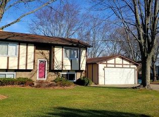 12688 W Atlantic Ave, Waukegan, IL 60085