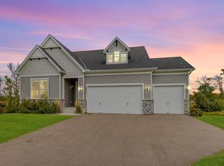 10402 Elm Ln, Rogers, MN 55374