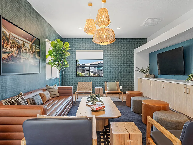 Palm Court Apartments — Photo 17