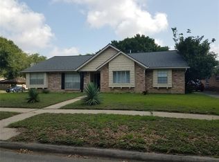 7634 Braesdale Ln, Houston, TX 77071