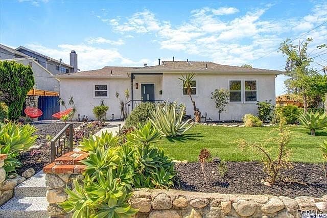 1st image of 10811 Floralita Ave