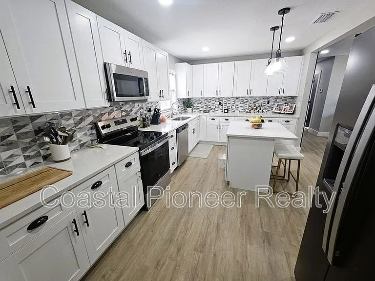 8711 N Wick Pl — Photo 10