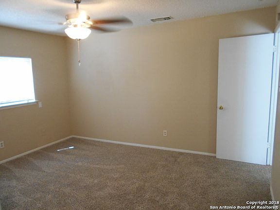 5th image of 7603 Pipers Swan St
