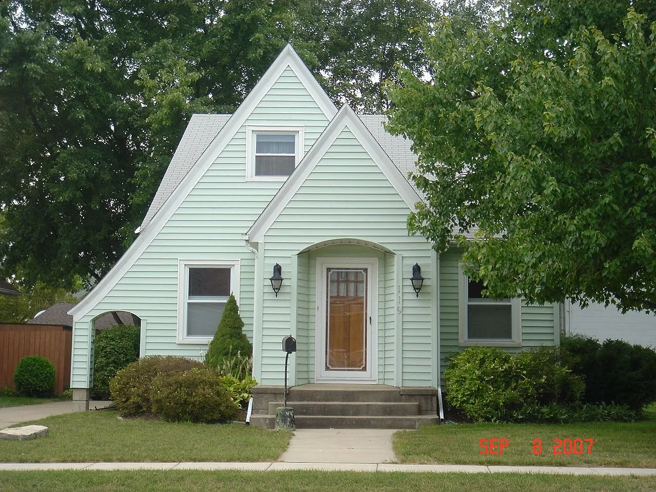 119 N 4th Ave photo 1
