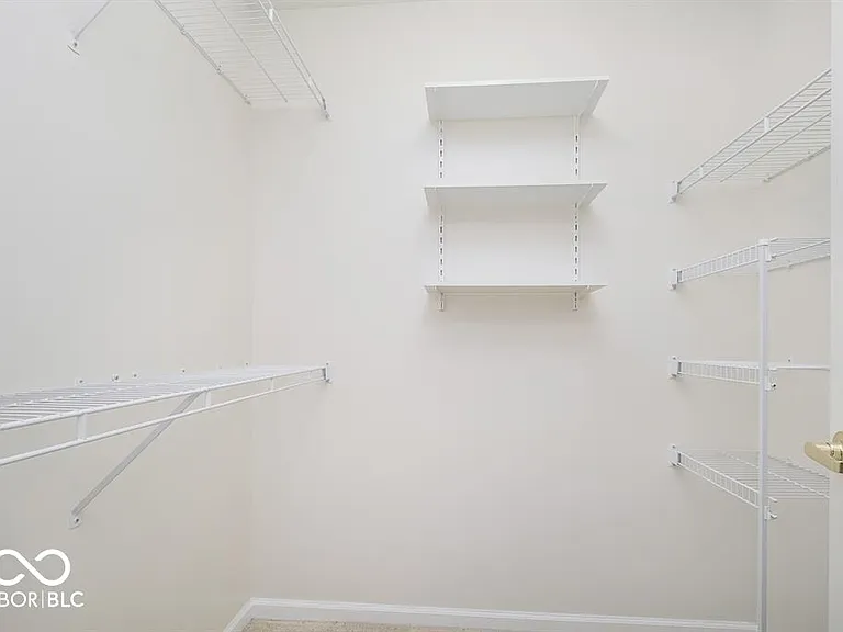 528 Dylan Dr — Photo 6