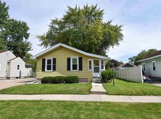 1928 Jefferson St, Oshkosh, WI 54901