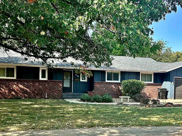 516 Queens Rd, Salina, KS 67401