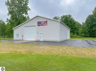 9559 E Weidman Rd, Mount Pleasant, MI 48858