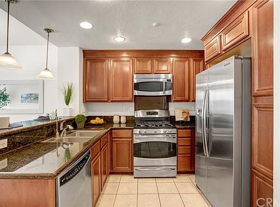 4th image of 22919 Mariposa Ave Unit 804