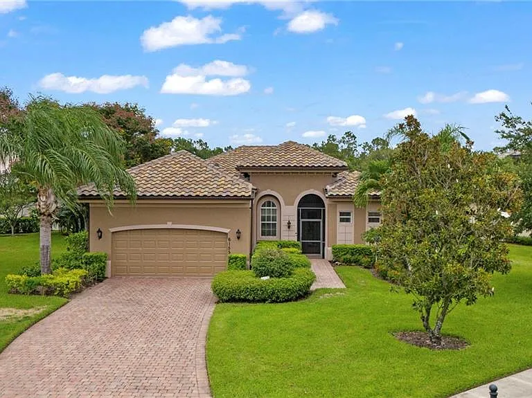 6155 Dogleg Dr — Photo 1