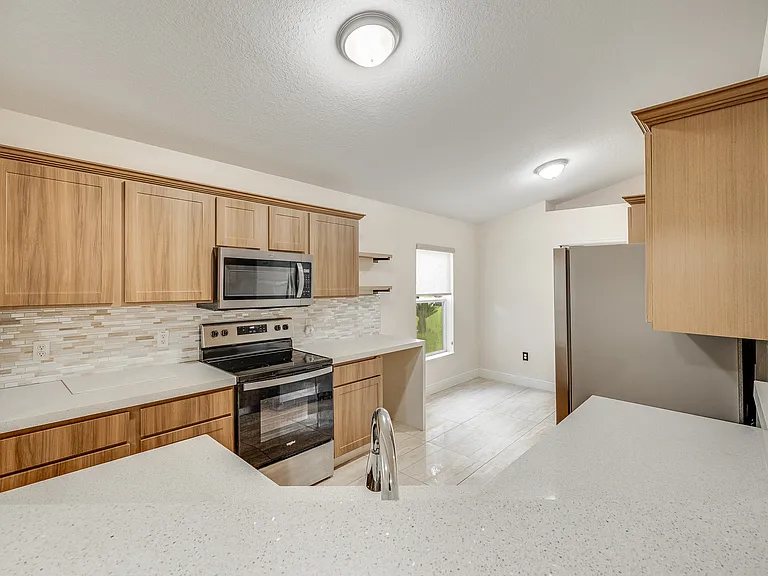 537 Mason Dr — Photo 30