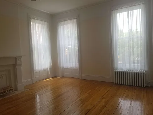 Rented by Frank Valvo Real Estate | media 5