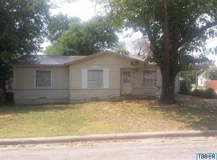 902 S 28th St, Temple, TX 76501