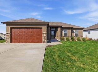 716 Salem Rd, Lawson, MO 64062