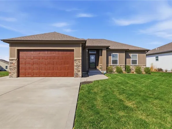 716 Salem Rd, Lawson, MO 64062