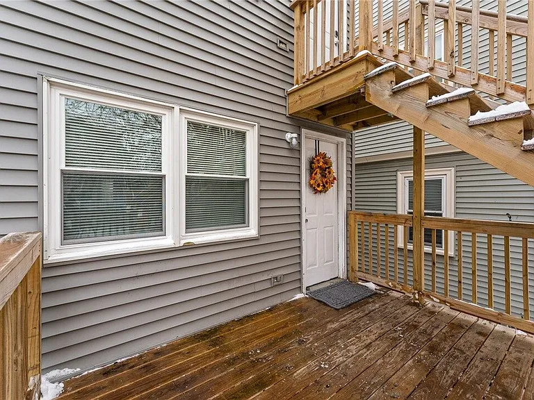 184-186 Oakland Ave — Photo 17