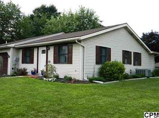 1841 Brentwood Dr, Middletown, PA 17057