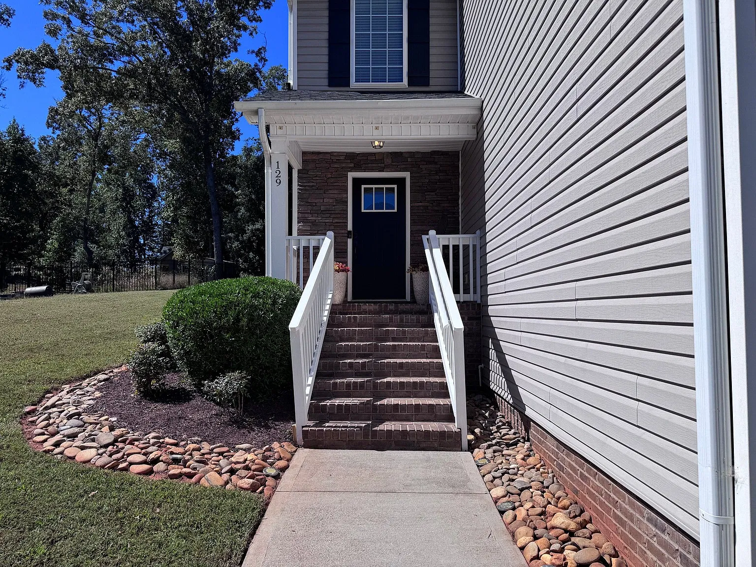 3BR/2.5BA Near Anderson on 0.61 Acres, 2-Car Garage, Anderson School District 5 — Photo 3
