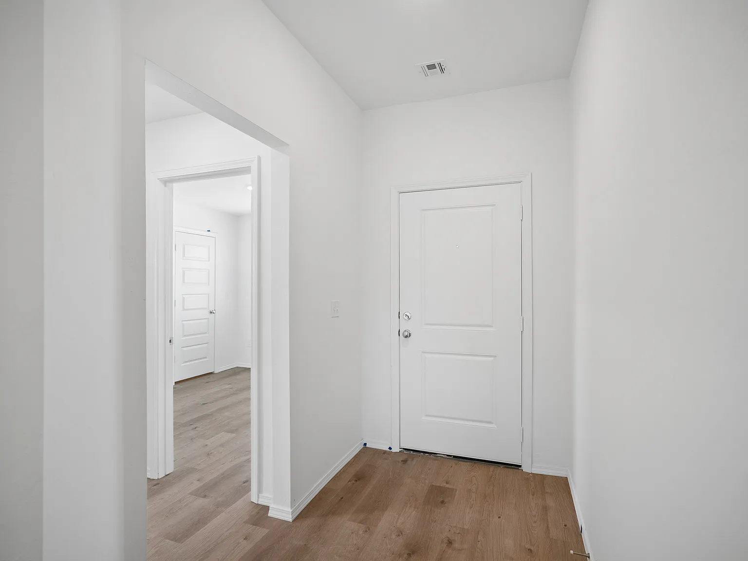2123 W 30th Pl — Photo 2