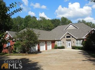 1441 Windwood Dr, Lanett, AL 36863