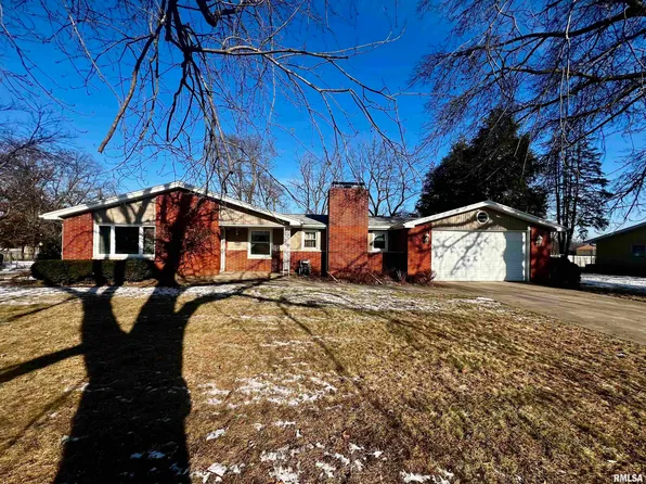 525 Knollcrest Dr, Galesburg, IL 61401
