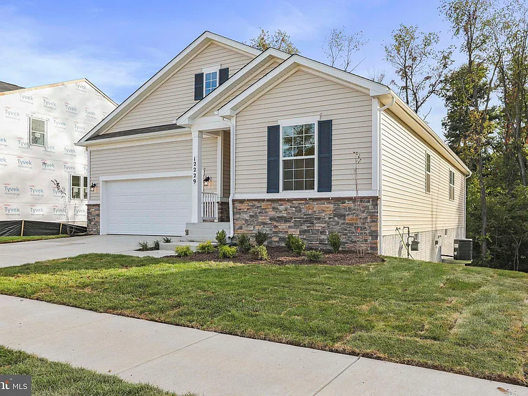 12229 Fallen Timbers Cir — Photo 2
