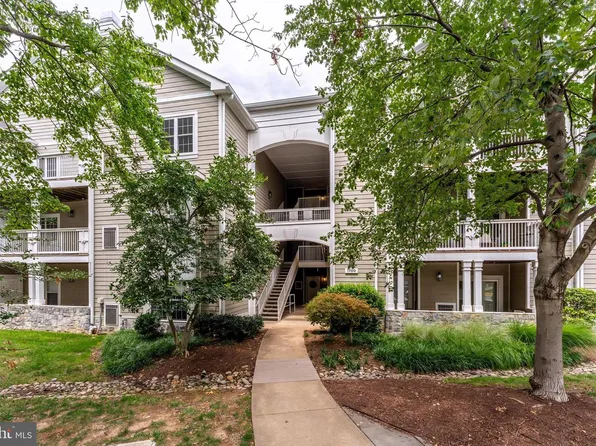 1700 Lake Shore Crest Dr Suite 25, Reston, VA 20190