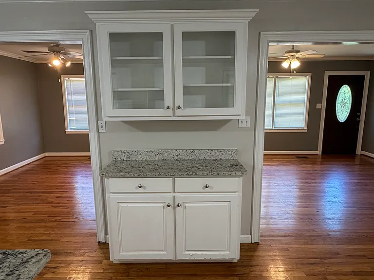 4511 Summerville Rd — Photo 10