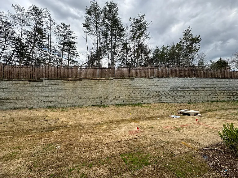 877 Falls Grove Trl — Photo 31