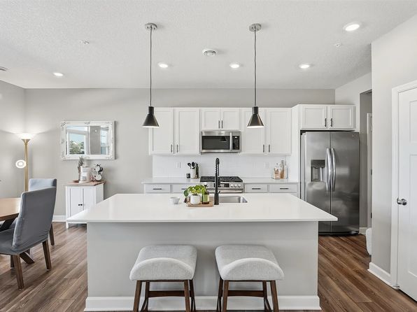 1909 Prospect Ln