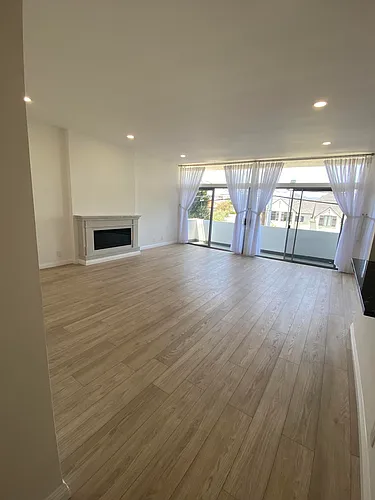 511 San Vicente Blvd #204 Photo 1