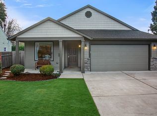 445 W Berkeley St, Gladstone, OR 97027