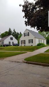 303 S Honey Creek Dr, Milwaukee, WI, 53214