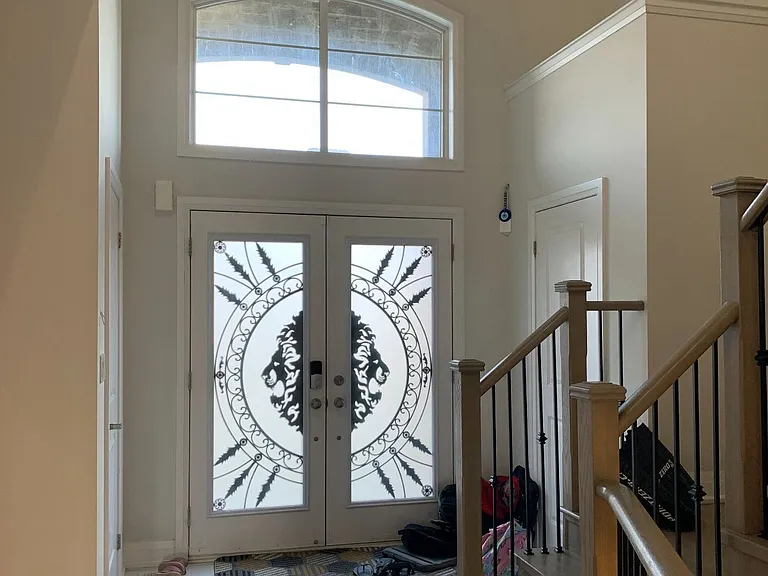 110 Brushwood Dr — Photo 3