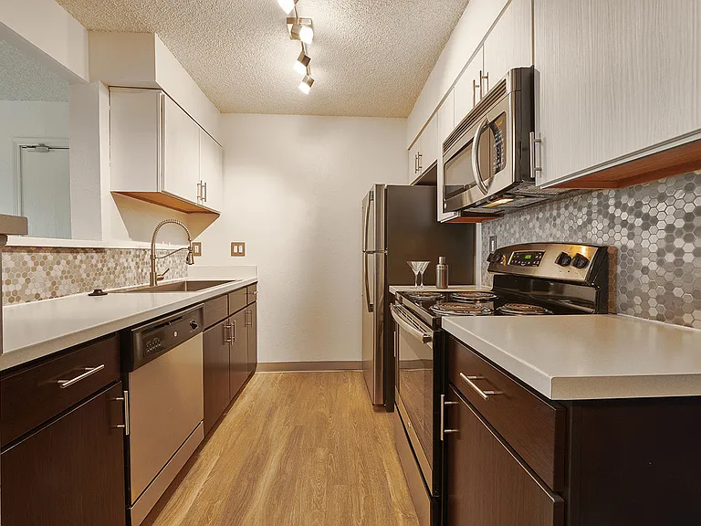 Greenwood Point Apartment Homes — Photo 20