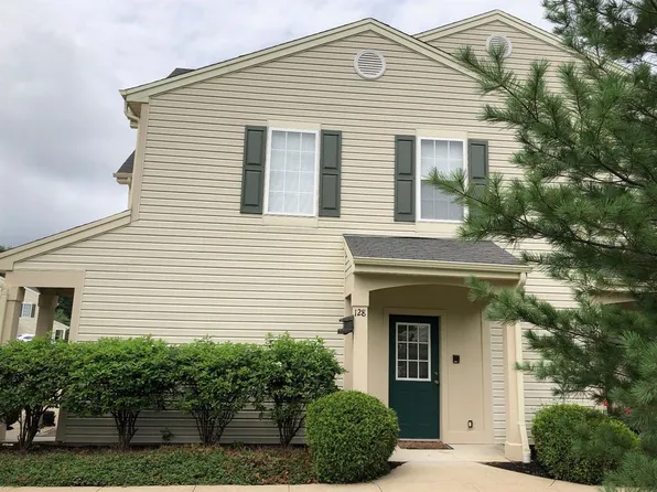 128 Tall Trees Dr, Amelia, OH 45102