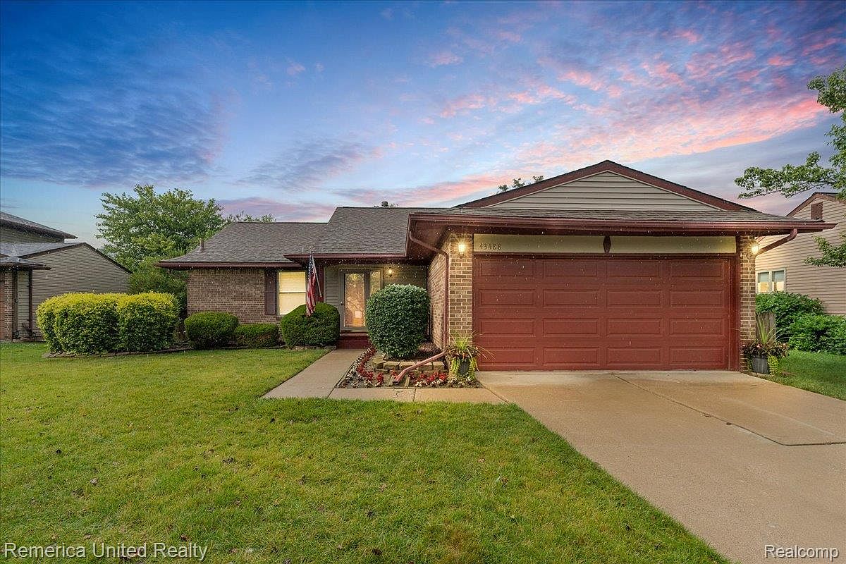 43488 Laurelwood Ct, Canton, MI 48187 | Zillow
