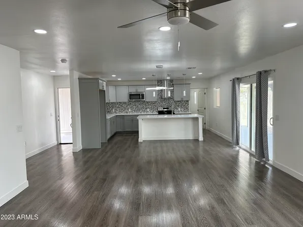 2644 E VIRGINIA Avenue, Phoenix, AZ 85008