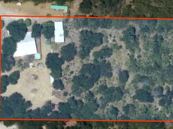 135 Elm St, Palo Pinto, TX 76484