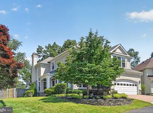 2207 Frank St, Vienna, VA 22182