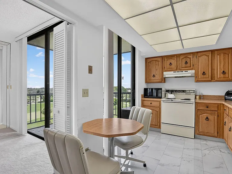 6895 Willow Wood Dr #1065 — Photo 3