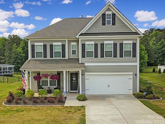 2nd image of 144 Sierra Chase Dr