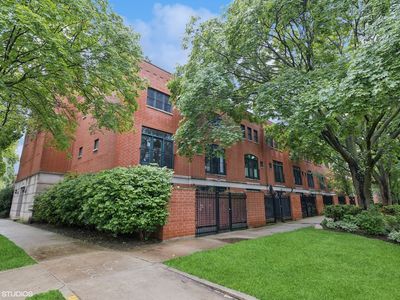 5844 N Hermitage Ave APT A, Chicago, IL, 60660